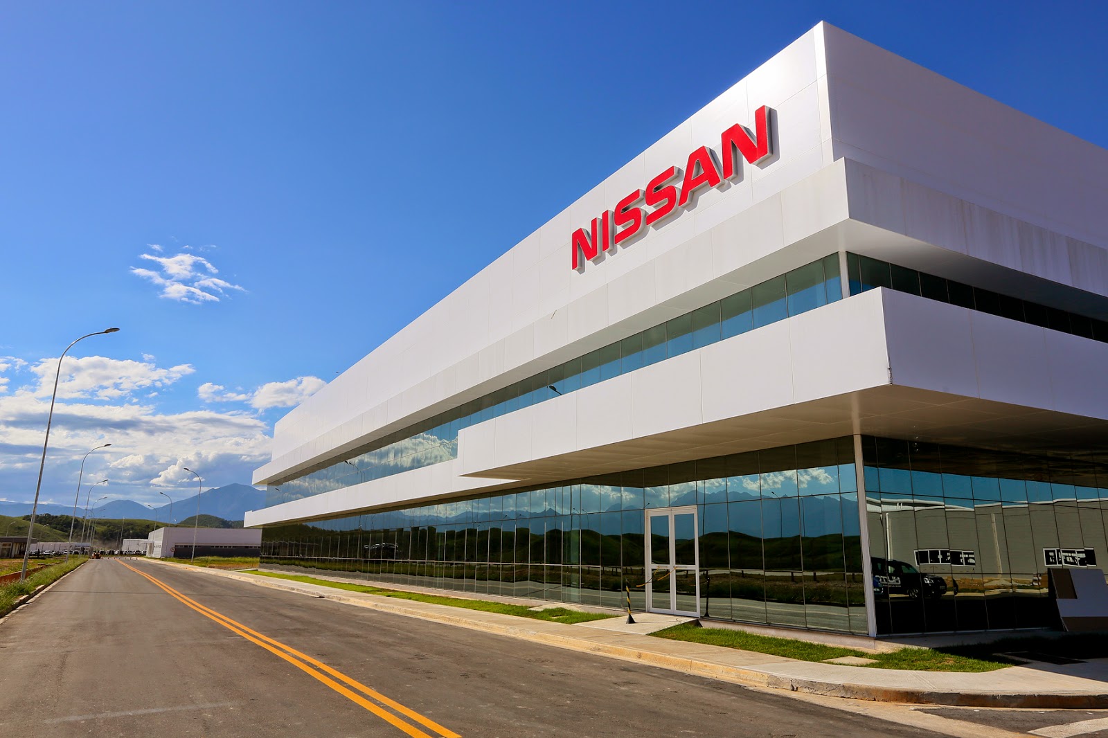 Nissan antecipa meta de nacionalização