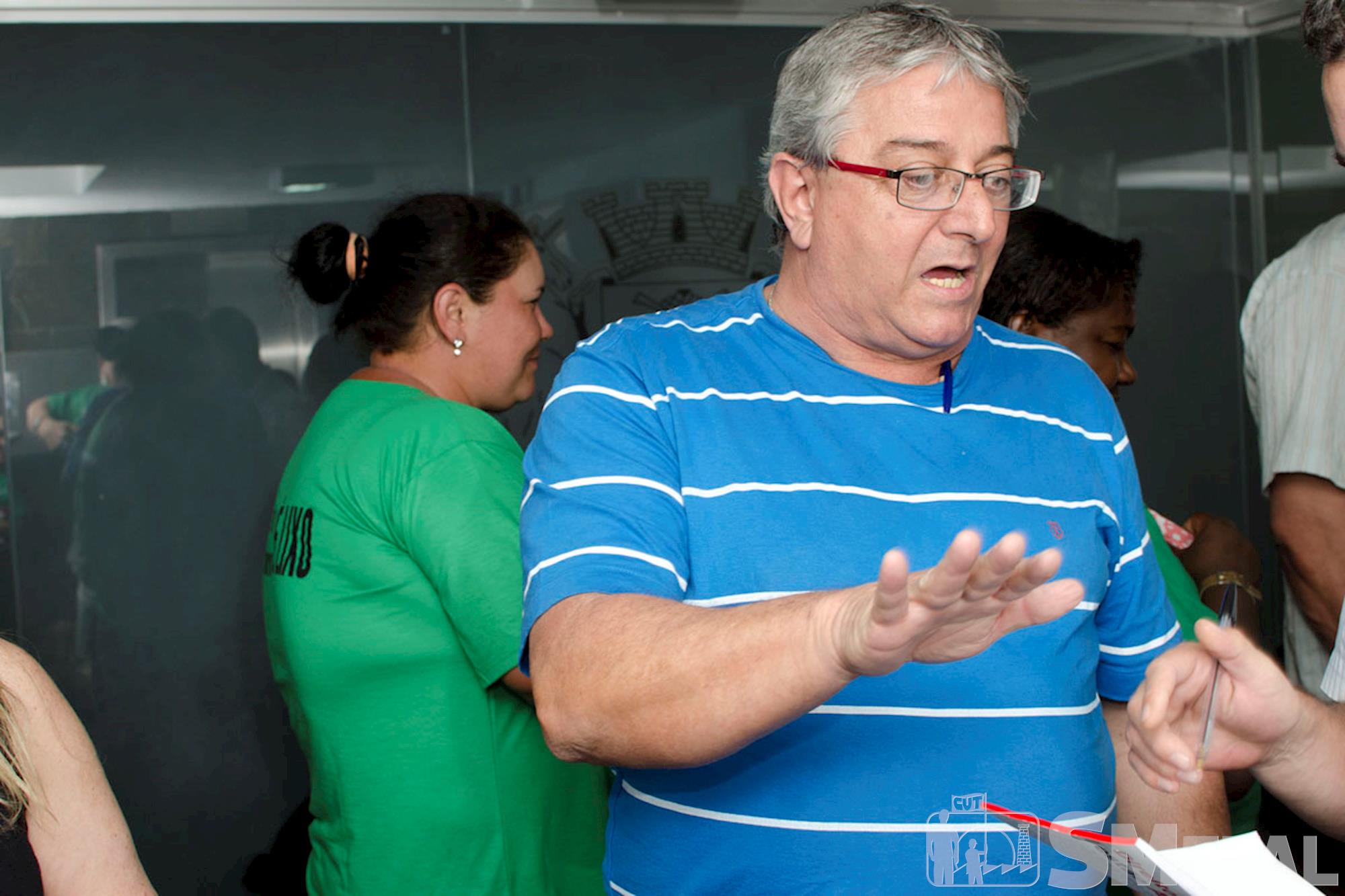 Prefeitura ameaça Coreso e catadores ocupam antessala do prefeito