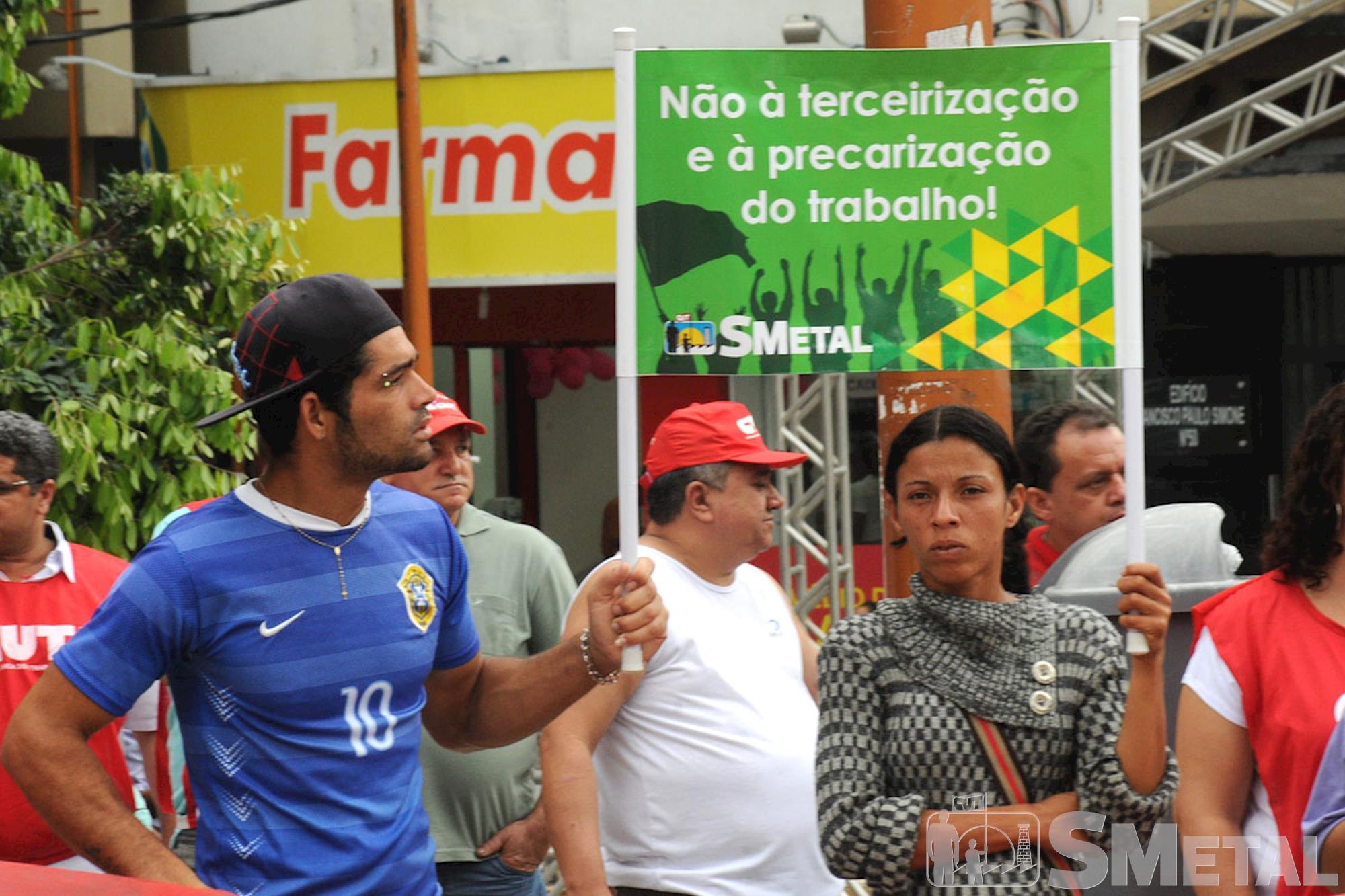 Ato público marca lançamento de Frente em defesa da democracia