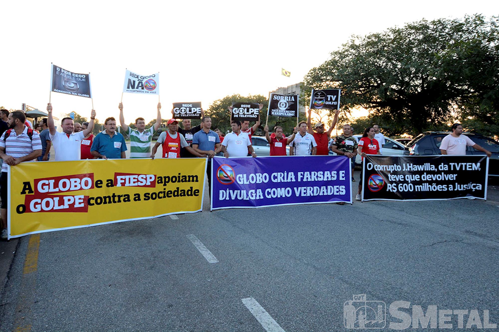 Movimentos realizam ato contra a Rede Globo