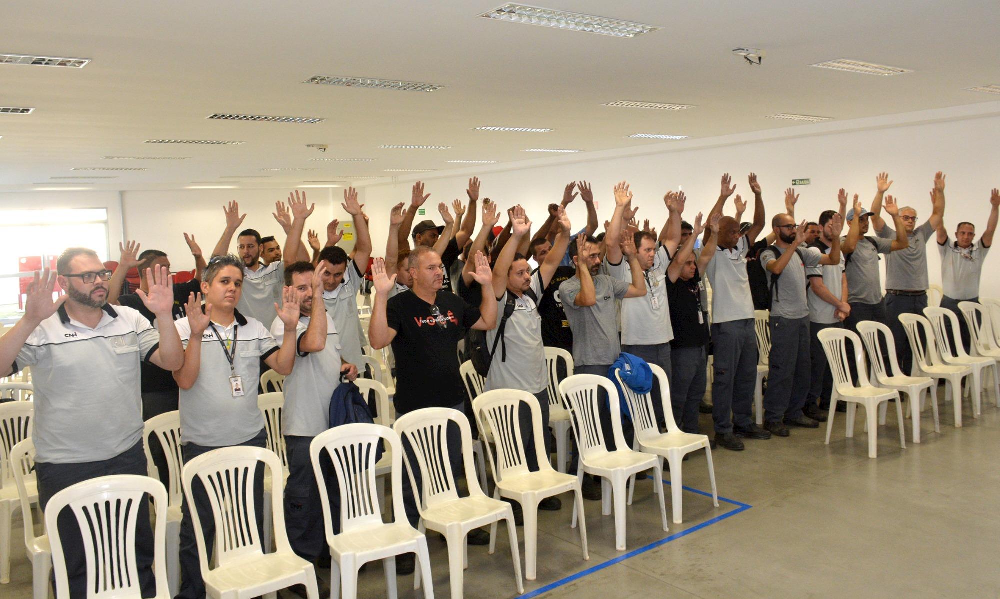 Trabalhadores da CNH/Case aprovam jornada 6x2 e garantem benefícios