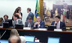 Relatório aprovado da Reforma coloca a conta sobre o trabalhador, diz Dieese