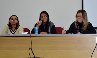 Encontro debate a luta das mulheres por desenvolvimento e autonomia