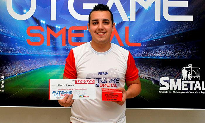 Rafael Carvalho, da Toyota, vence o 9º Torneio de Futgame do SMetal