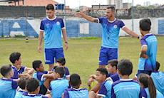 Escolinha do São Bento: Sábado foi dia de treino no Humberto Reale