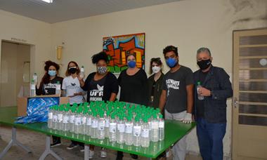'UFSCar Sorocaba em ação' realiza doação de álcool em gel e máscaras